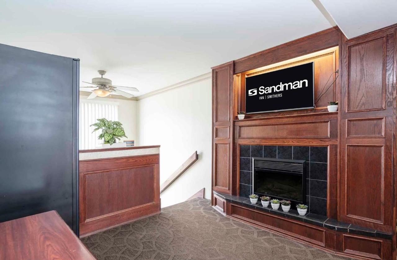 Sandman Inn Smithers Esterno foto