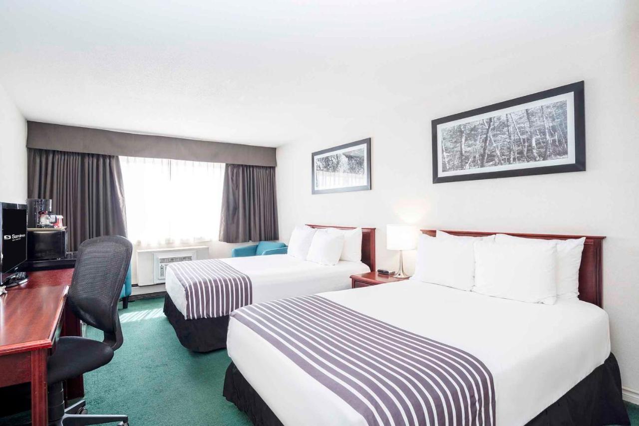 Sandman Inn Smithers Esterno foto